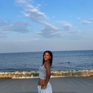 Meet your Posher, Sofia